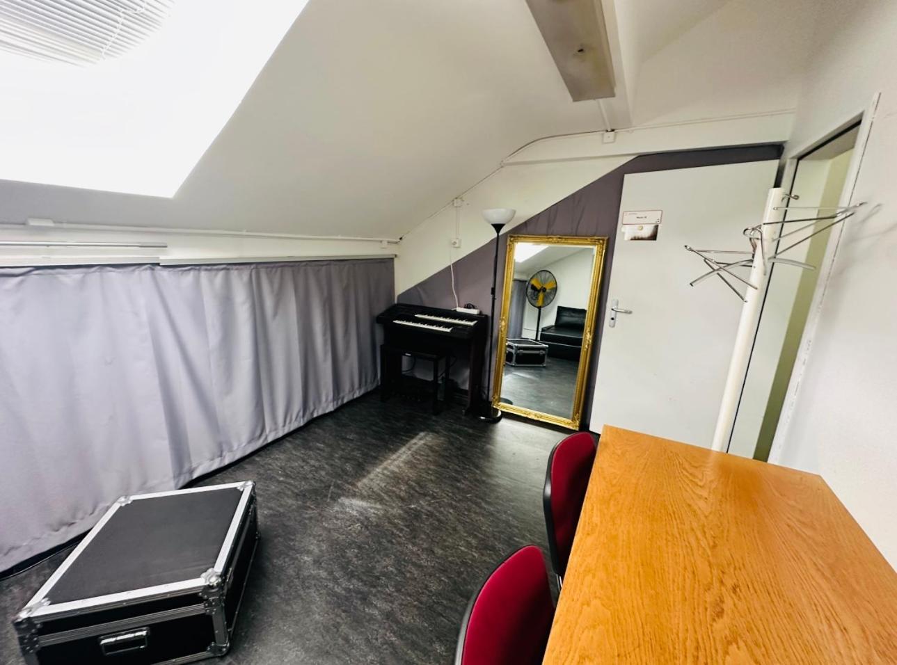 Appartement Raum Und Zeit Zürich